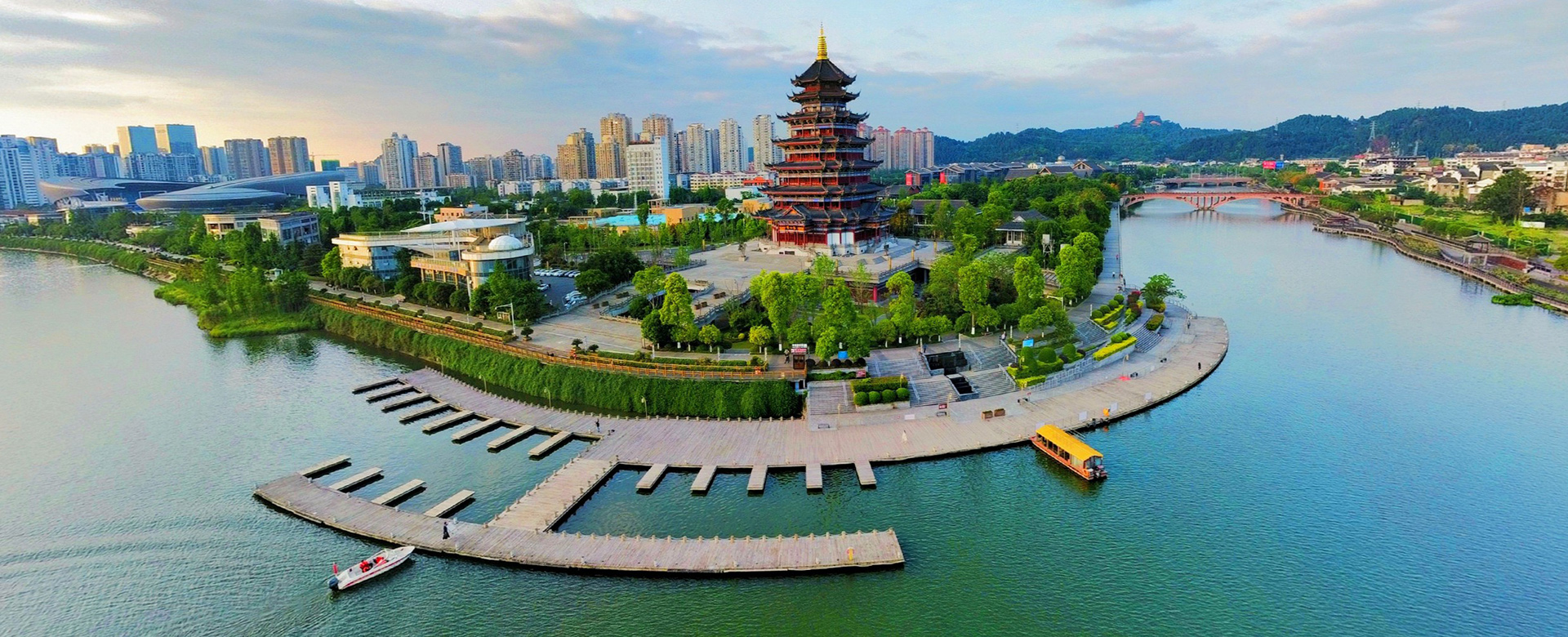 興企愛(ài)崗、志美行厲、建功立業(yè)